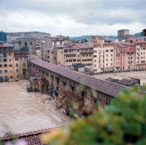 ponte-vecchio-flooded